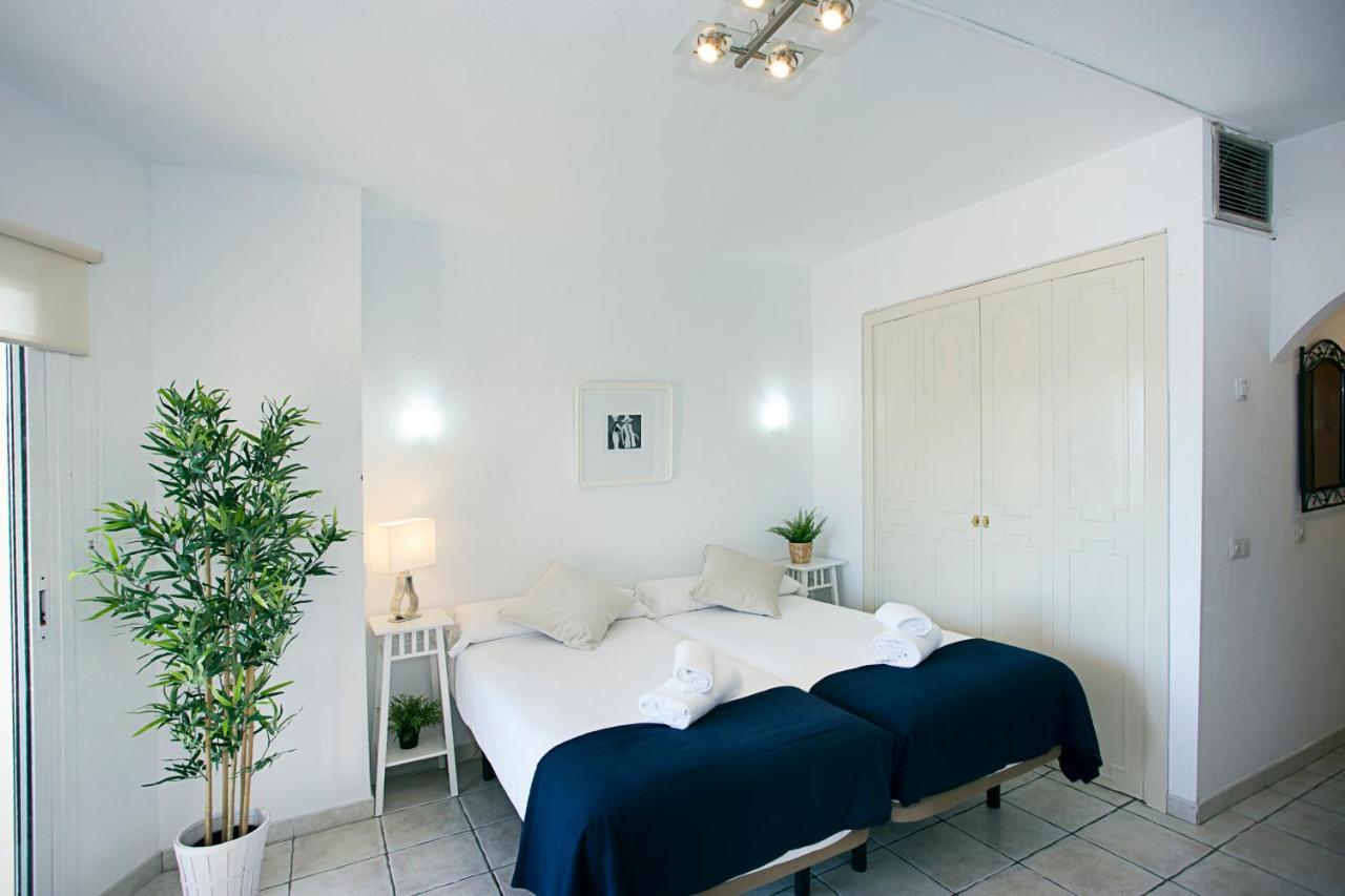 Monko Baobab Apartment Torremolinos Luaran gambar