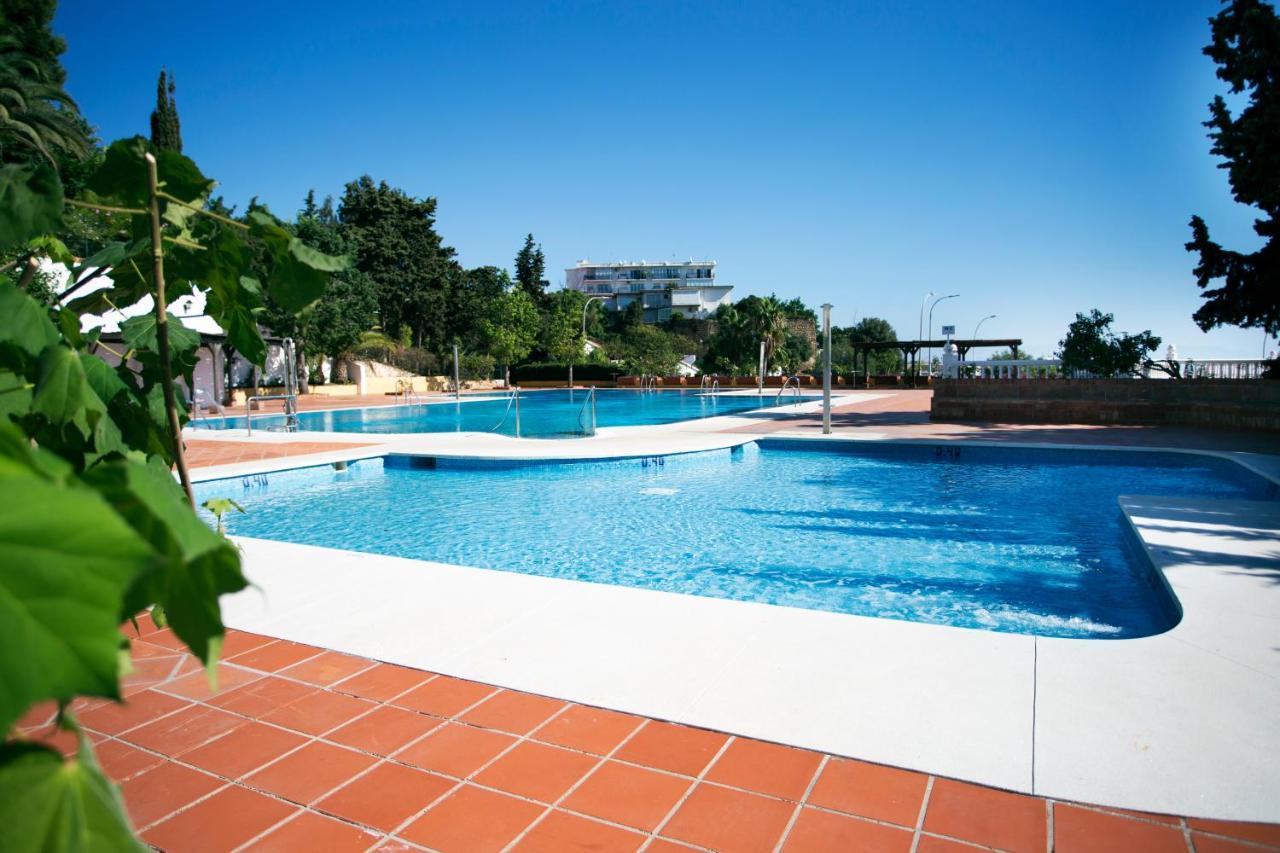 Monko Baobab Apartment Torremolinos Luaran gambar