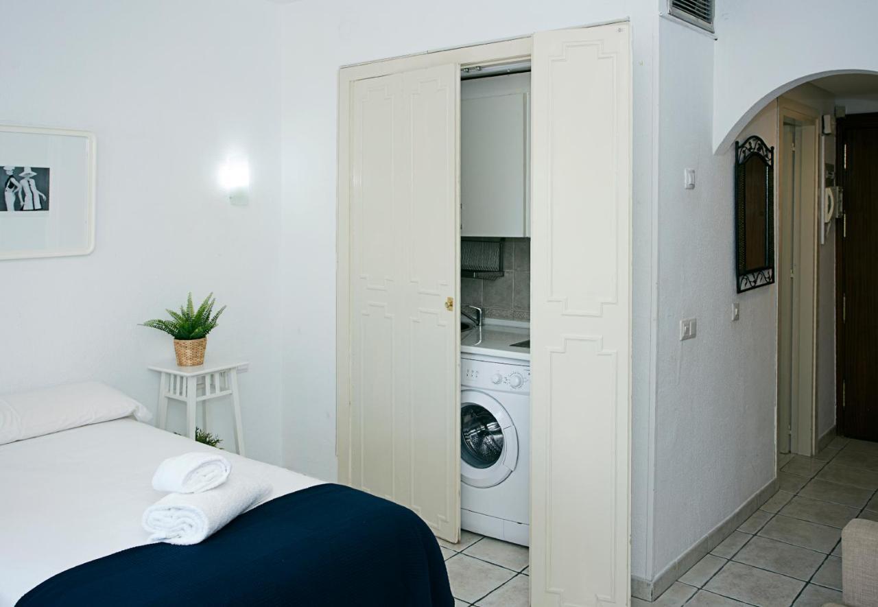 Monko Baobab Apartment Torremolinos Luaran gambar