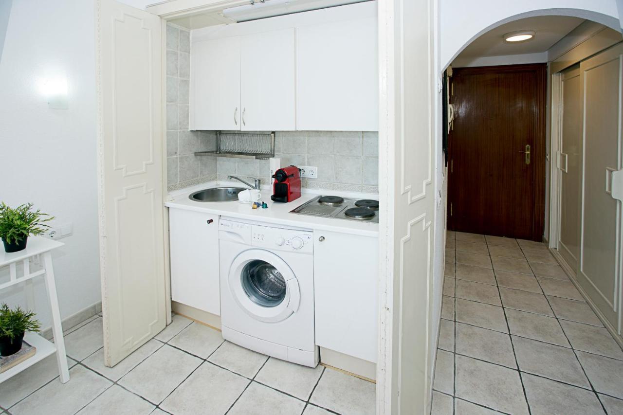 Monko Baobab Apartment Torremolinos Luaran gambar