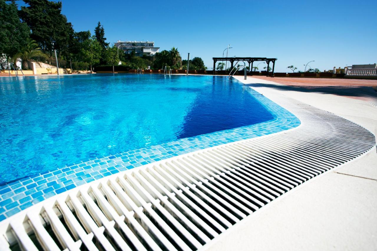 Monko Baobab Apartment Torremolinos Luaran gambar